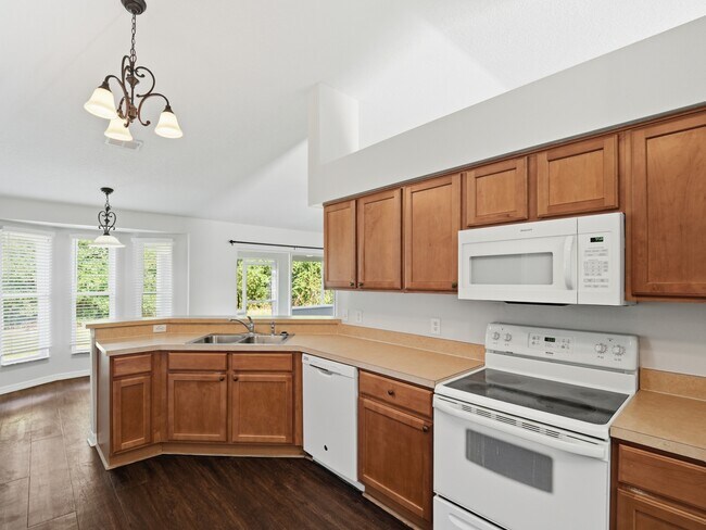 Building Photo - 2368 Sweetwater Blvd