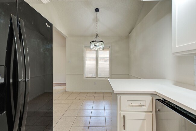 Building Photo - Frenship 2 Story Home