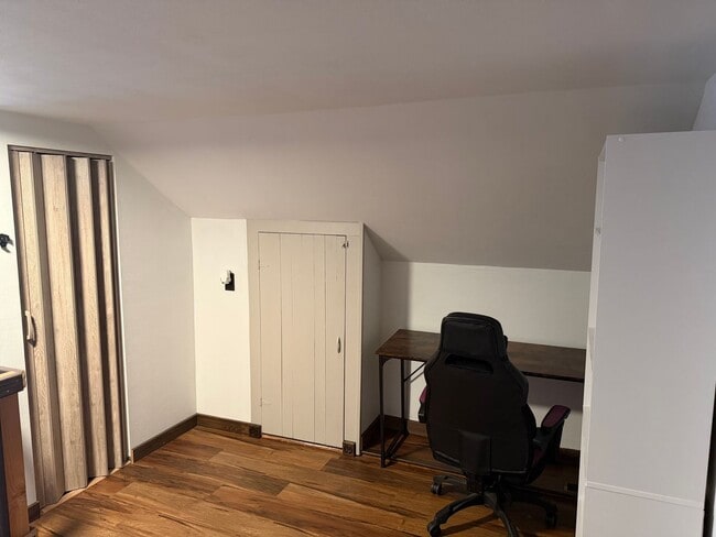 Building Photo - 1707 N Charles St