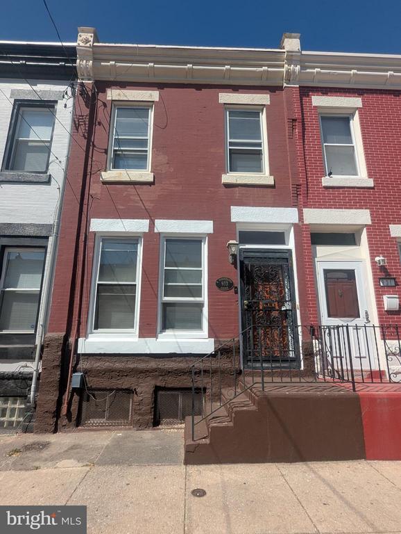Building Photo - 933 W Susquehanna Ave