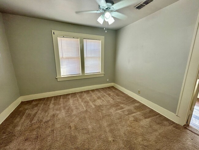 Building Photo - 2122 16th St