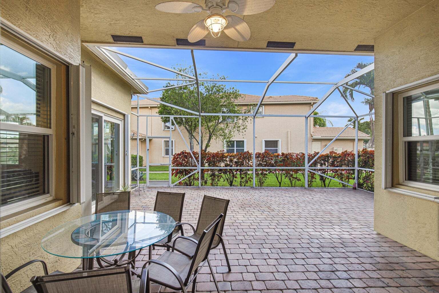 Building Photo - 9655 Campi Dr