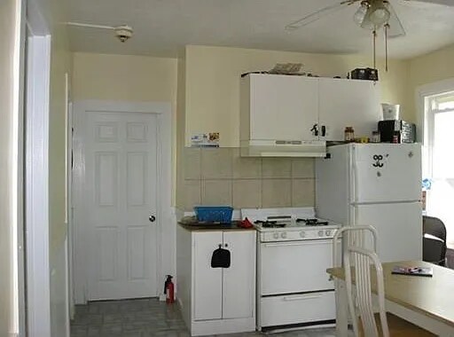 Primary Photo - 10 Winter St