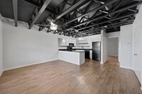 Building Photo - Allen Place