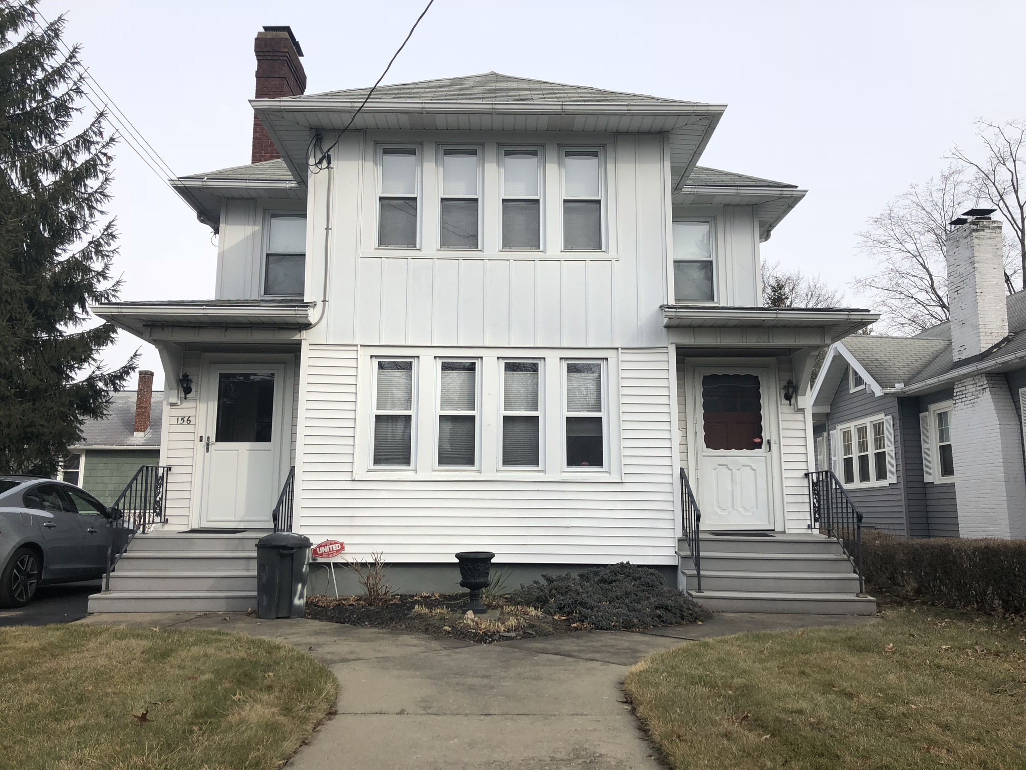 Building Photo - 156 Leroy St
