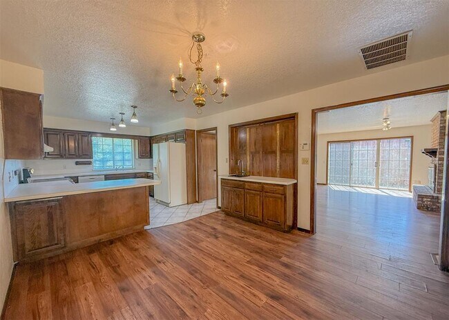 Building Photo - 3908 NW 68th St