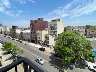 Building Photo - 150 West End Ave