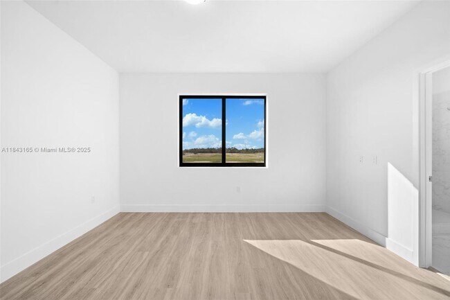 Building Photo - 34524 SW 190th Ave