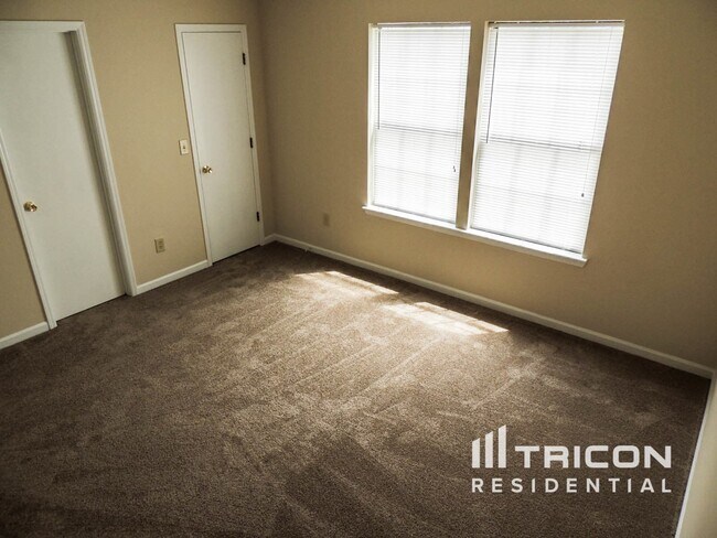 Building Photo - 5516 Marbut Forest Ct