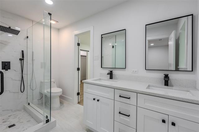 Building Photo - 2849 Reedcroft Dr