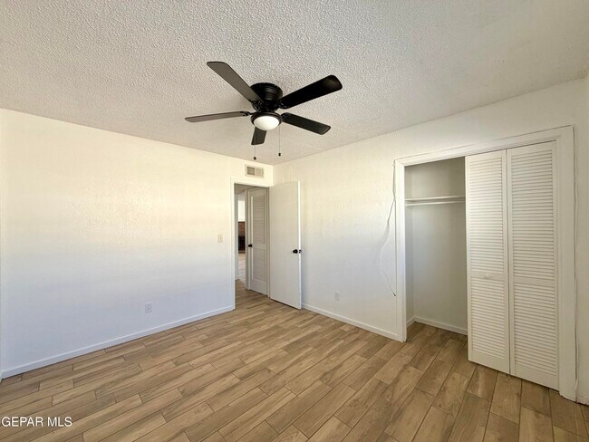 Building Photo - 10501 Cozumel Ln