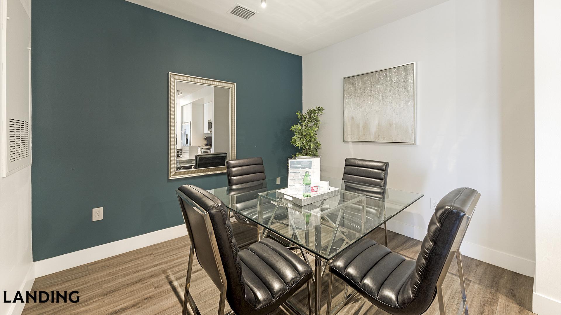 Building Photo - 4950 W Prescott St