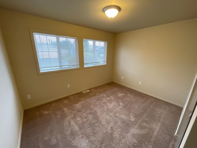 Building Photo - 17716 Spring Ln
