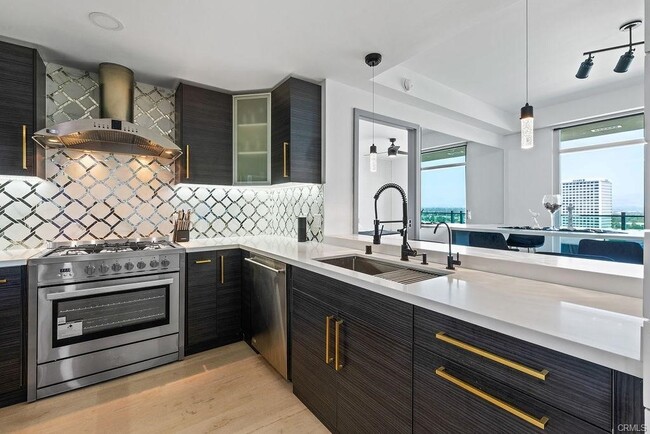 Building Photo - 3141 Michelson Dr