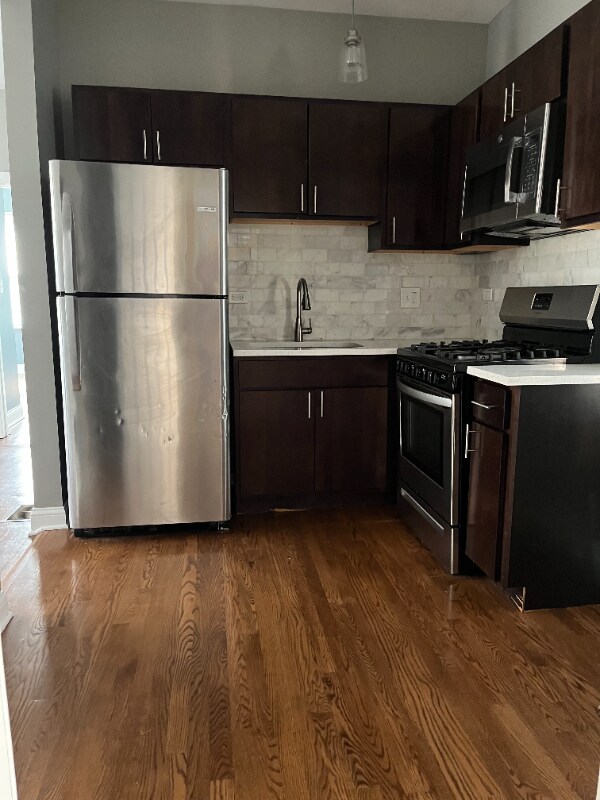 Building Photo - 9647 S Forest Ave