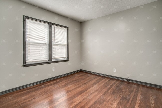 Building Photo - 4405 Bellefontaine Ave