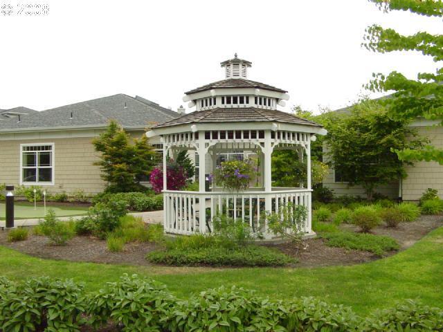 Building Photo - 13775 SW Scholls Ferry Rd