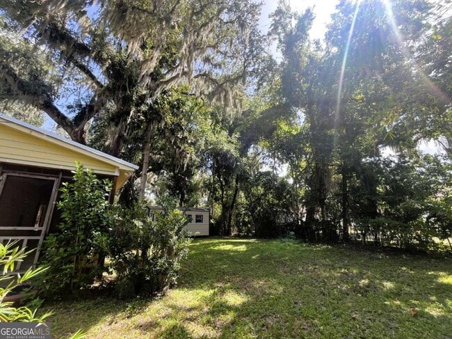 Building Photo - 402 Wheeler St