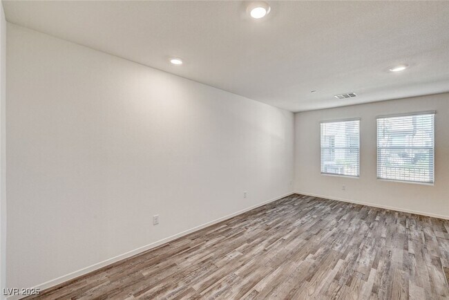 Building Photo - 7379 Raimee Brk St