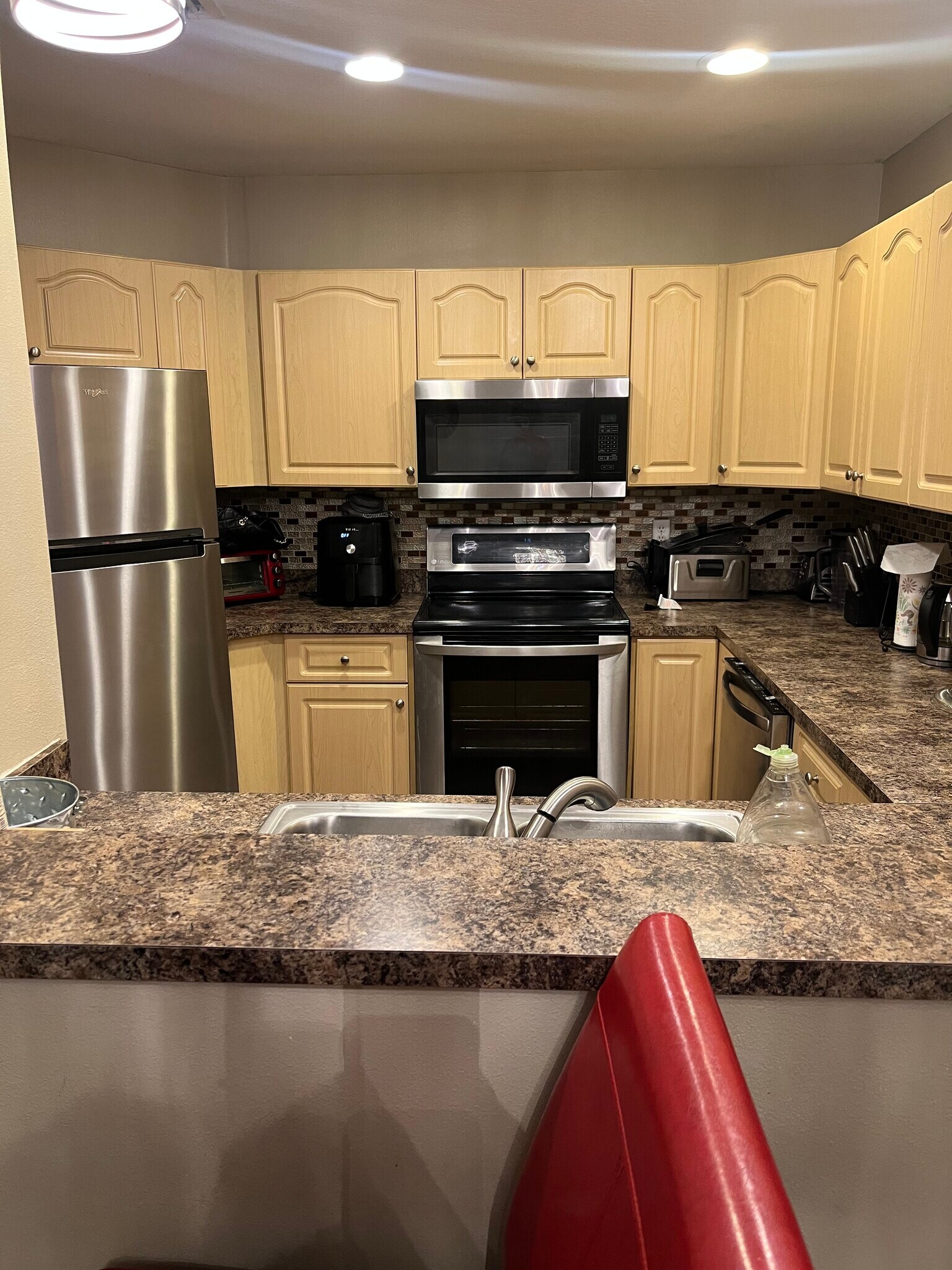 Kitchen - 1359 Avon Ln