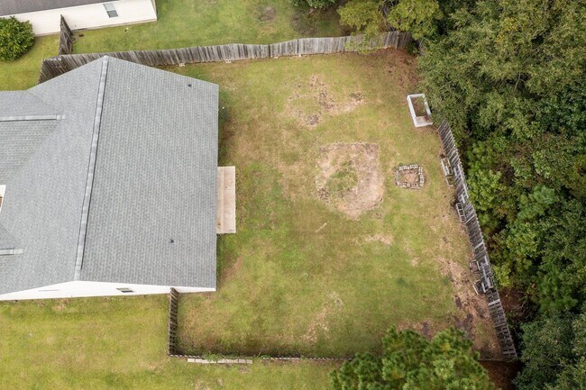 Building Photo - Welcome to Aragona Village!