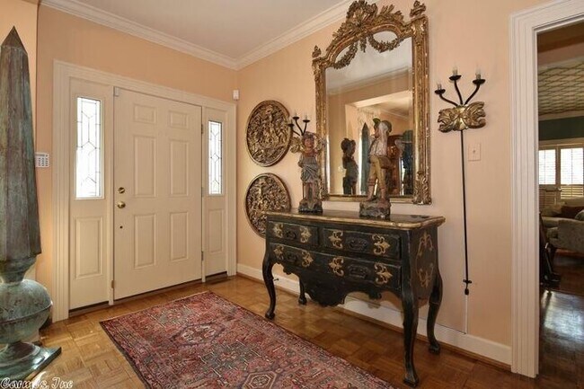 Building Photo - River Bend Townhome