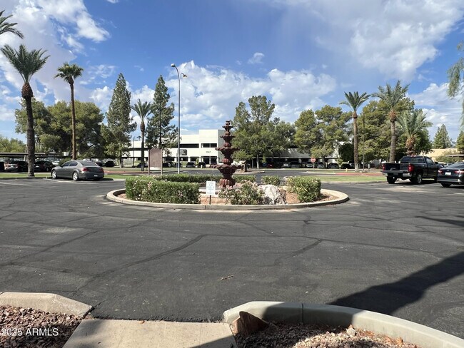 Building Photo - 1351 N Pleasant Dr