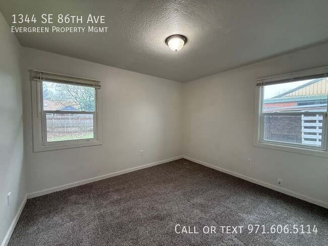 Building Photo - 1344 SE 86th Ave