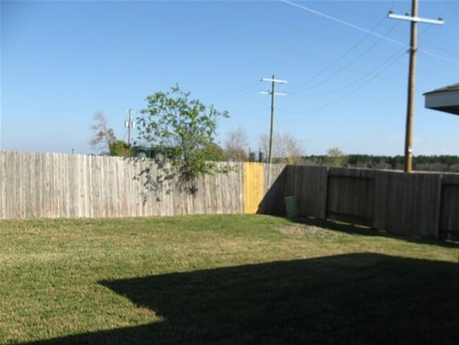 Building Photo - 202 Splintered Arrow Dr