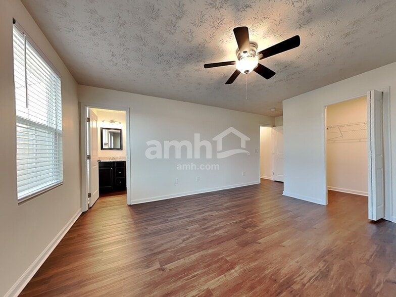 Building Photo - 5722 Jo Anne Rose Ct