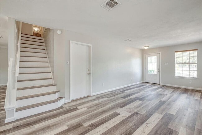 Building Photo - 12713 Modena Trail