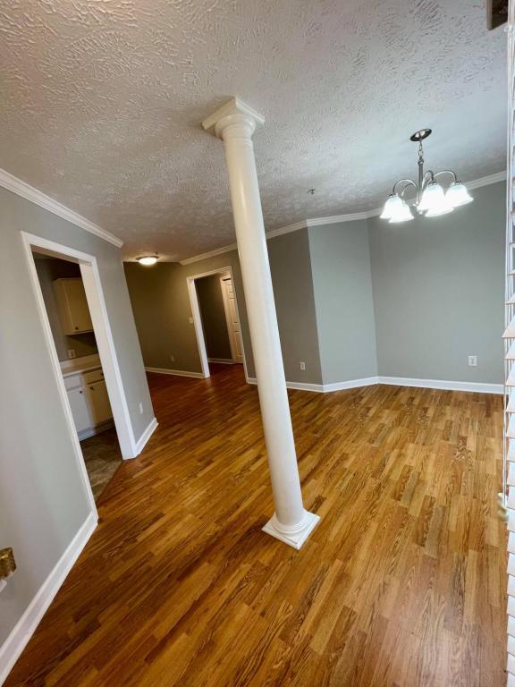 Building Photo - 332 Bubble Creek Ct