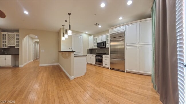 Building Photo - 1274 Calcione Dr