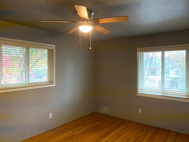 Master bedroom - 1624 T St