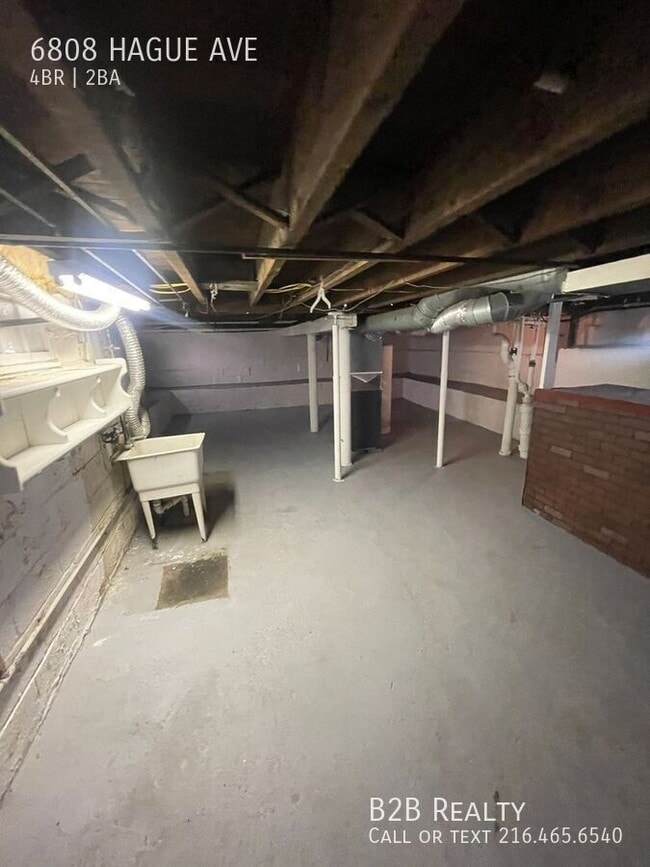 Building Photo - 6808 Hague Ave