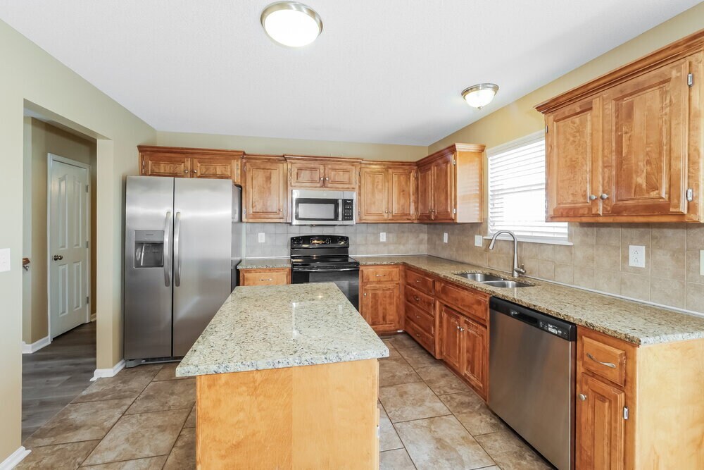 Building Photo - 508 Fall Creek Dr