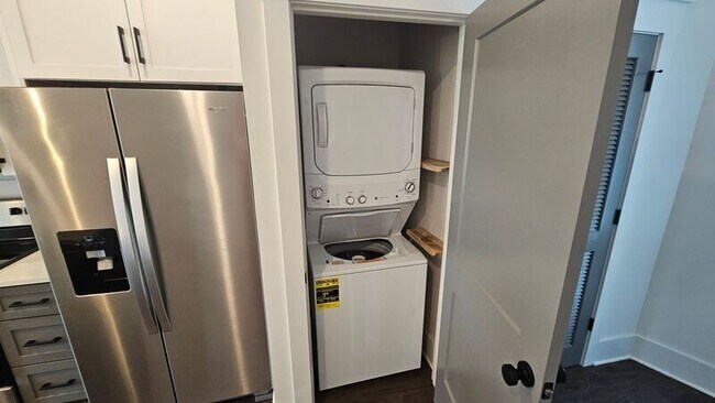 Building Photo - 1507 Porter Rd