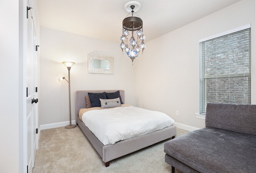 Building Photo - 2429 Bald Cypress Dr