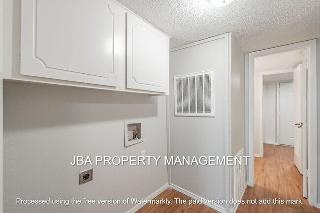 Building Photo - 1786 Belshire Ct