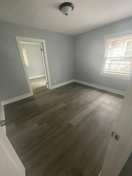 Building Photo - 5955 N 79th St