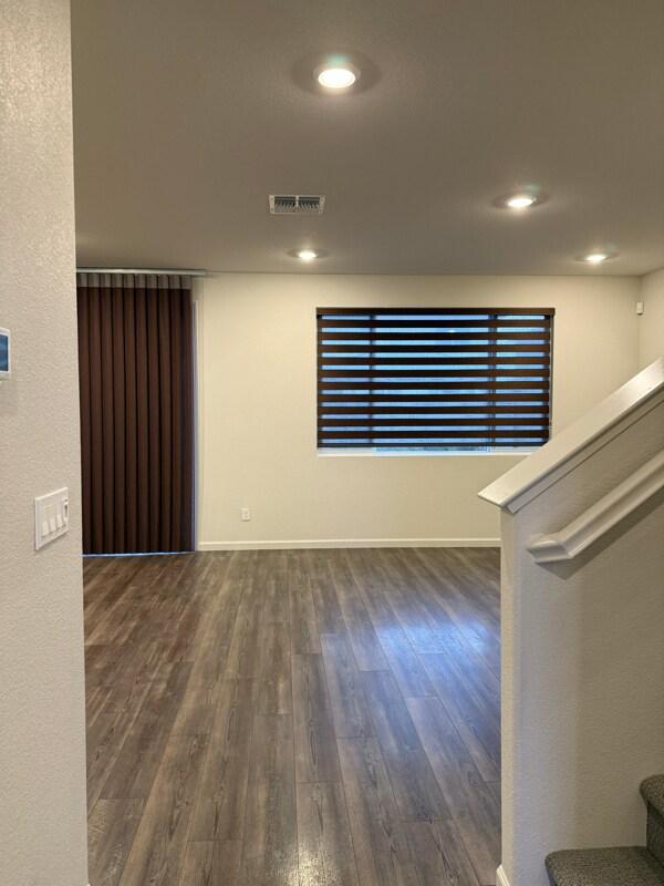 Building Photo - 3129 Ballena St