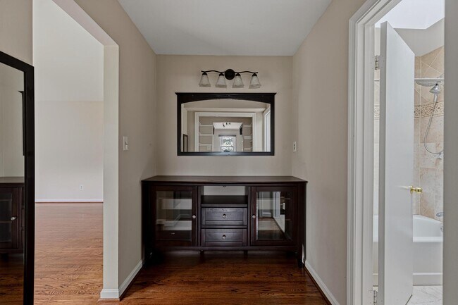 Building Photo - 1322 Cordelia Ct
