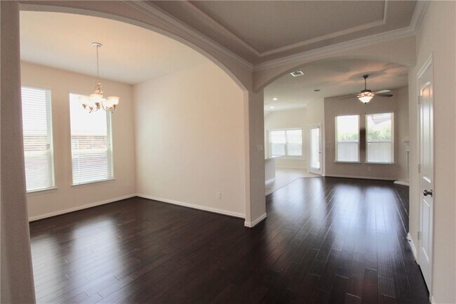 Building Photo - 1100 Arvada Dr