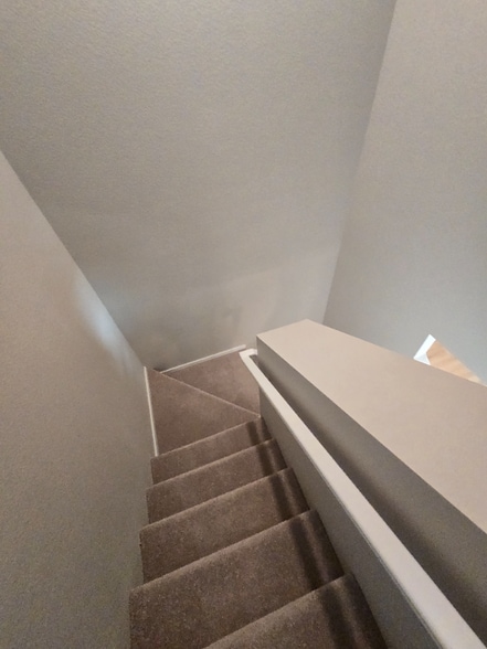 Building Photo - 4828 River Roads Dr