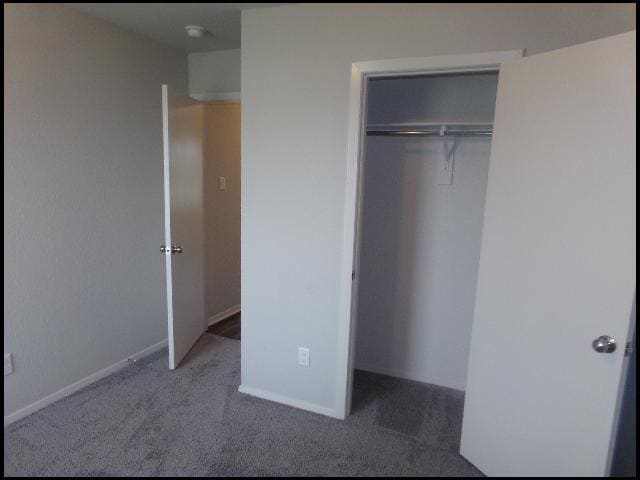 Building Photo - 1304 Yarrow Dr