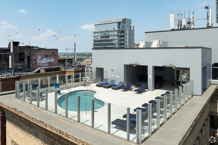 Pool - Hotel Saint Louis Apartments