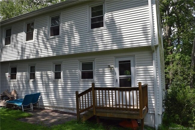 Building Photo - 17 Granite Dr