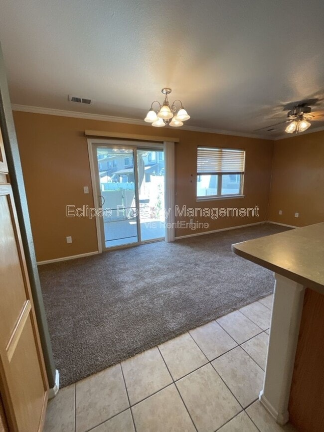 Building Photo - 2451 1/2 Theresea Ln