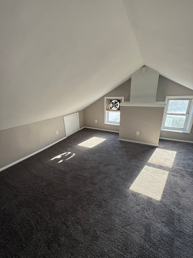 Building Photo - **COMING SOON!** 5 bedroom 2 Full bathroom home in Carlisle PA!