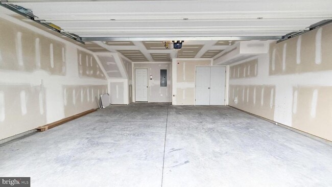 Building Photo - 3089 Herr St